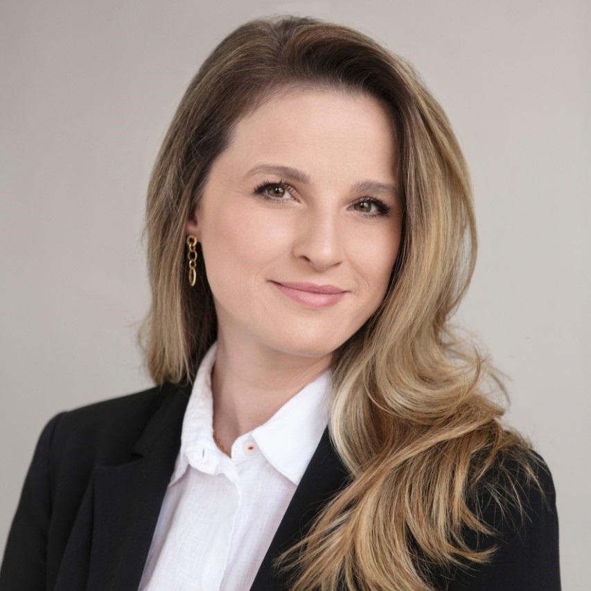 Cristiane Carboni, PT